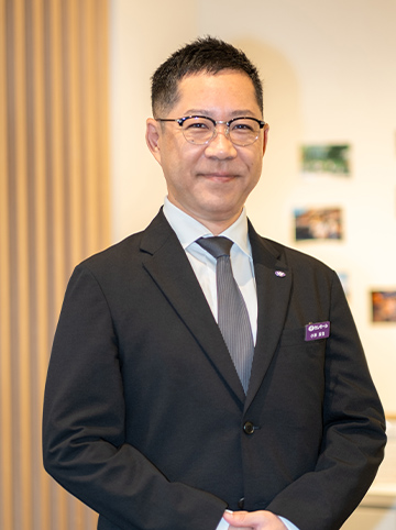 小林 辰也